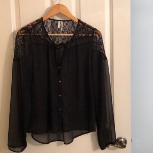 🌸Frenchi Sheer Black top